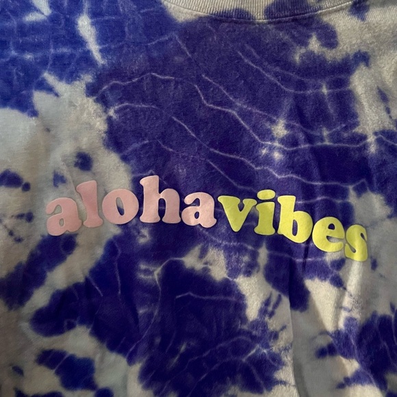 Spiritual Gangster Sweatshirts and Split Top - Picture 10 of 12